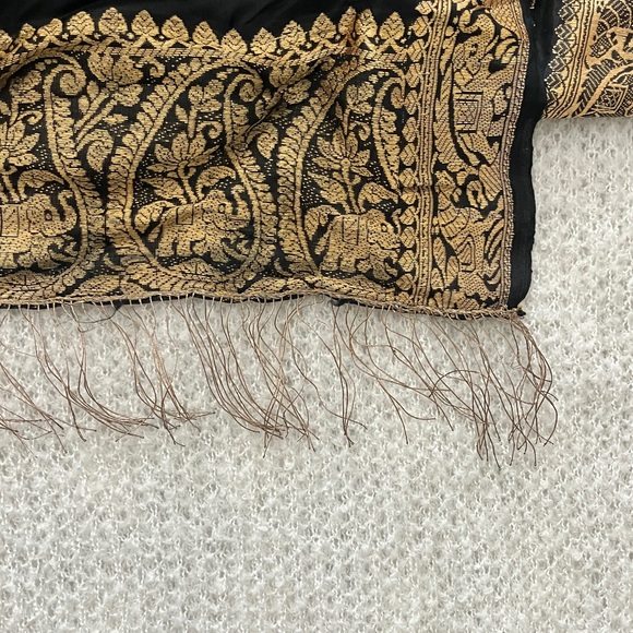 Black and Gold Elephant Embroidered Scarf - Picture 3 of 3